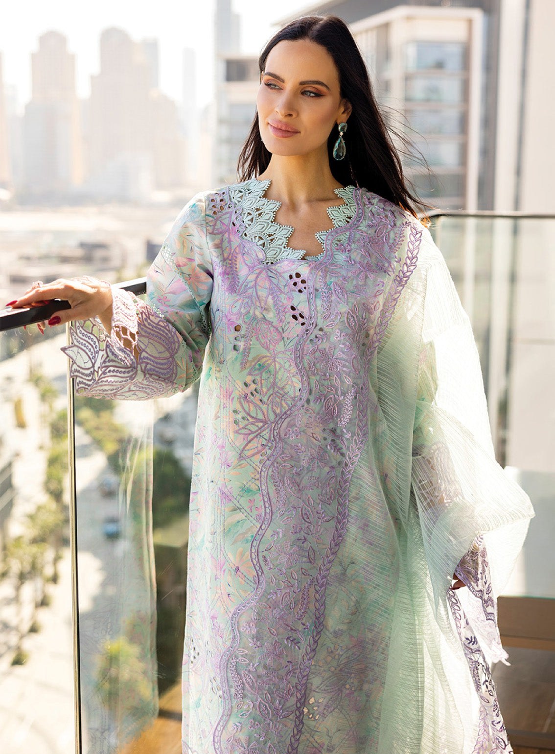 Carnation by Rang Rasiya Embroidered Lawn Suits Unstitched 3 Piece - RR25CL 07 ISABELAL Carnation by Rang Rasiya Embroidered Lawn Suits Unstitched 3 Piece - RR25CL 07 ISABELAL