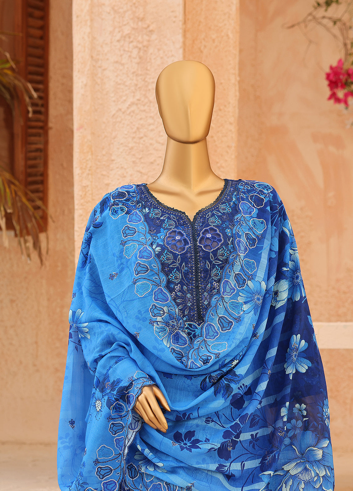 Casca By Schick Embroidered Lawn 3 Piece Unstitched Suit SDH26C D-01 Casca By Schick Embroidered Lawn 3 Piece Unstitched Suit SDH26C D-01