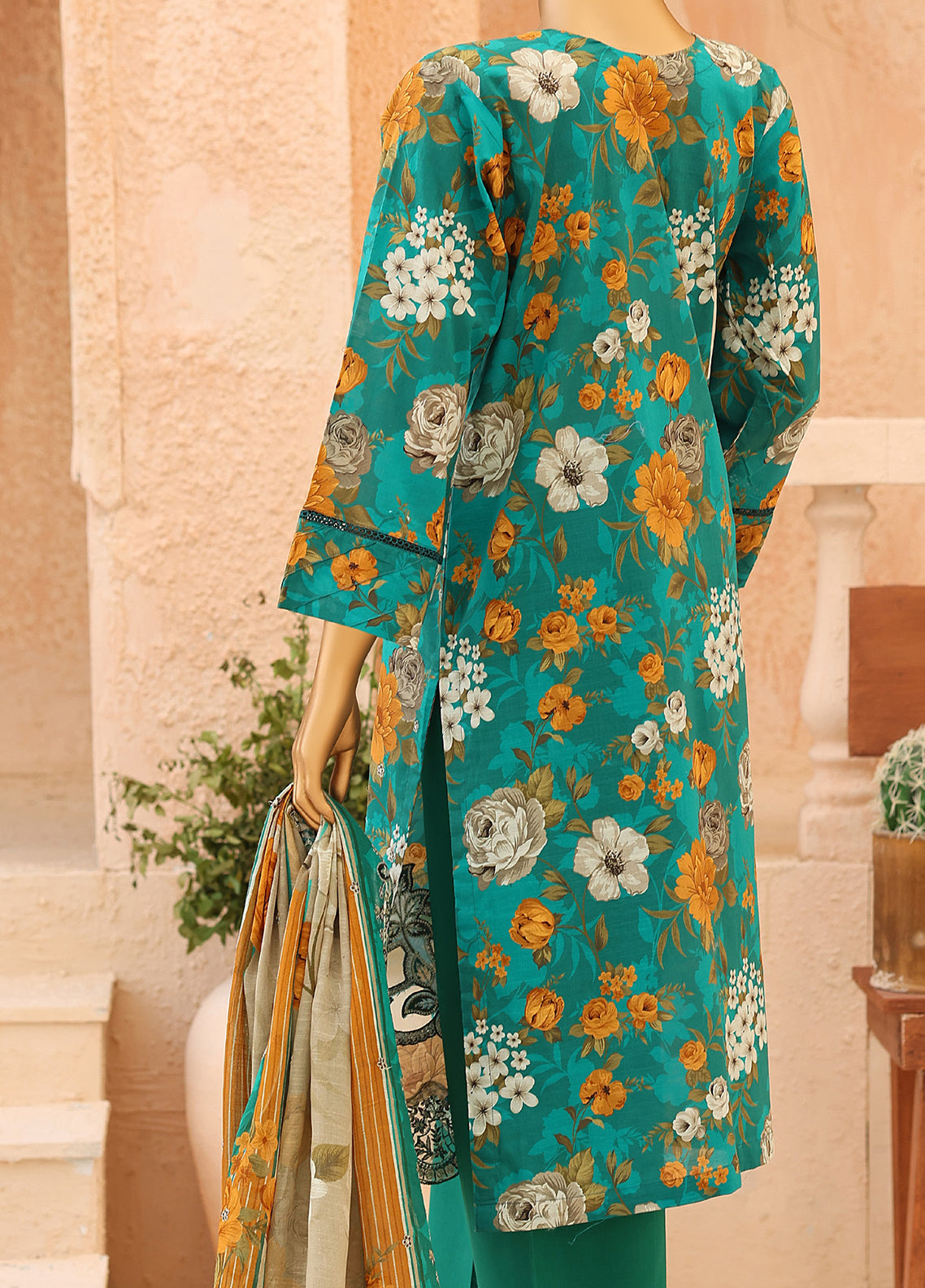 Casca By Schick Embroidered Lawn 3 Piece Unstitched Suit SDH26C D-02 Casca By Schick Embroidered Lawn 3 Piece Unstitched Suit SDH26C D-02