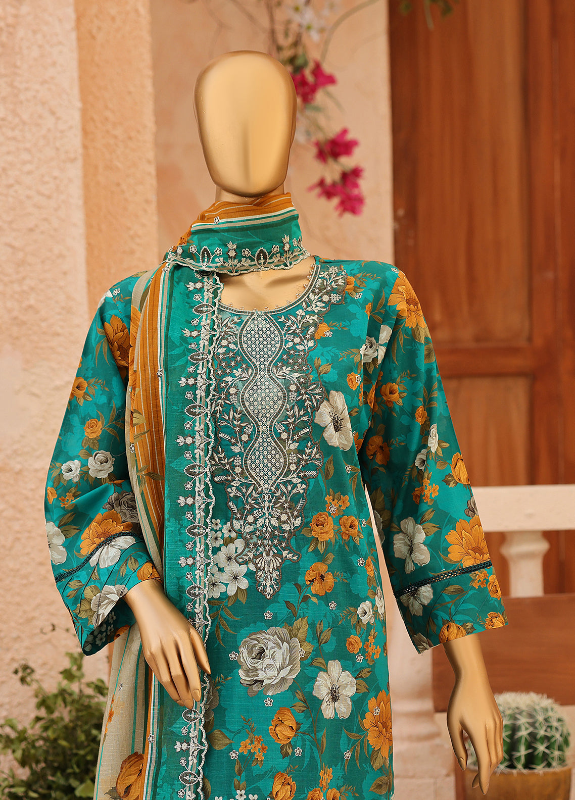 Casca By Schick Embroidered Lawn 3 Piece Unstitched Suit SDH26C D-02 Casca By Schick Embroidered Lawn 3 Piece Unstitched Suit SDH26C D-02