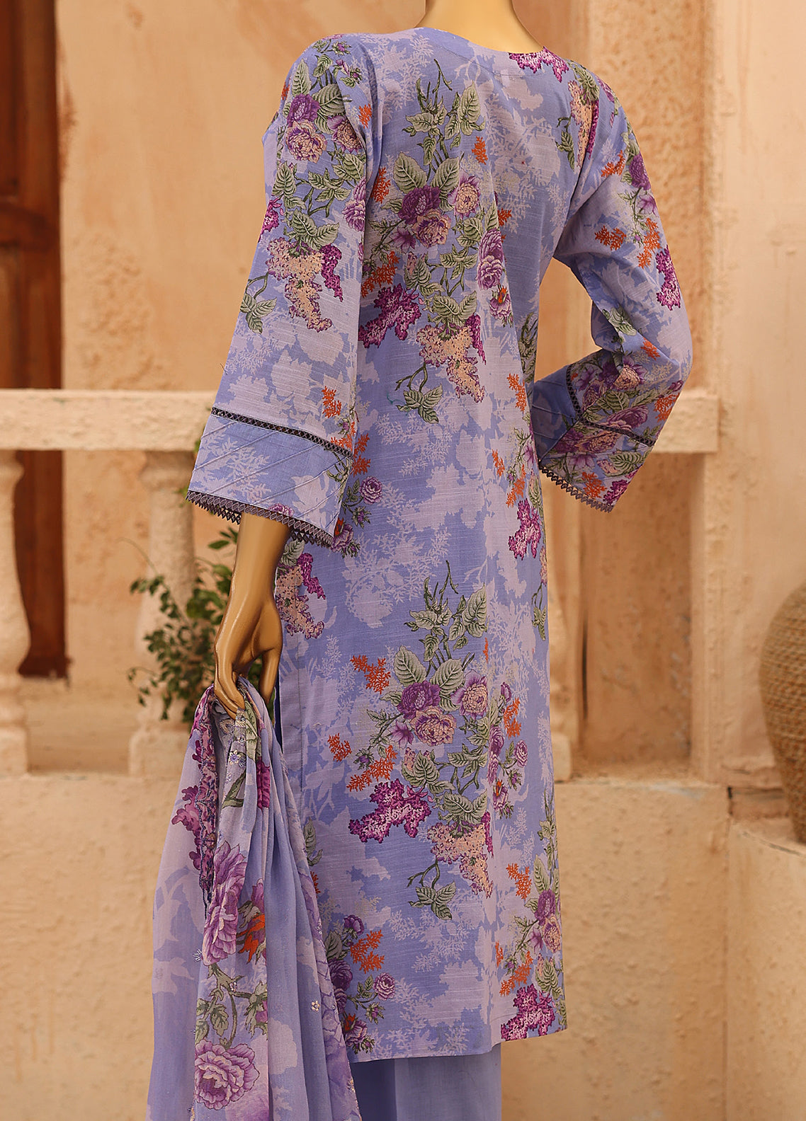 Casca By Schick Embroidered Lawn 3 Piece Unstitched Suit SDH26C D-05 Casca By Schick Embroidered Lawn 3 Piece Unstitched Suit SDH26C D-05