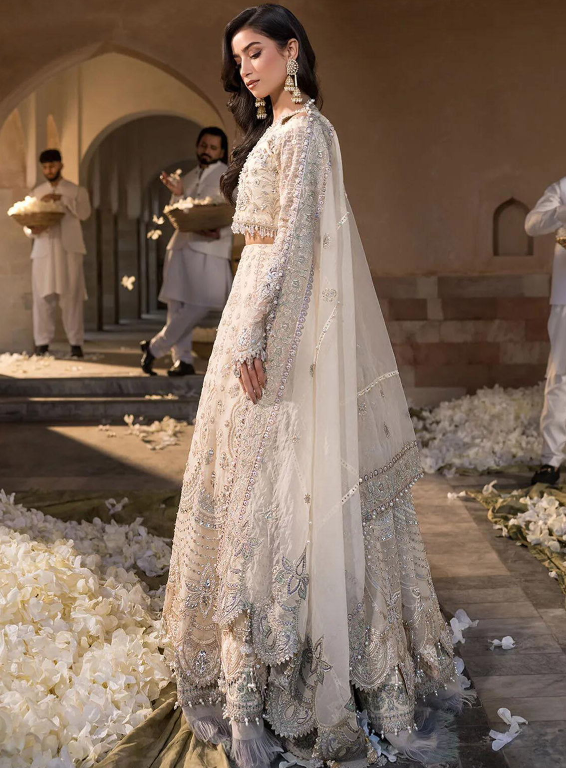 Celebrations by Elaf Embroidered Organza Suits Unstitched 4 Piece - EF24CF EFH-05 PARIZAAD Celebrations by Elaf Embroidered Organza Suits Unstitched 4 Piece - EF24CF EFH-05 PARIZAAD