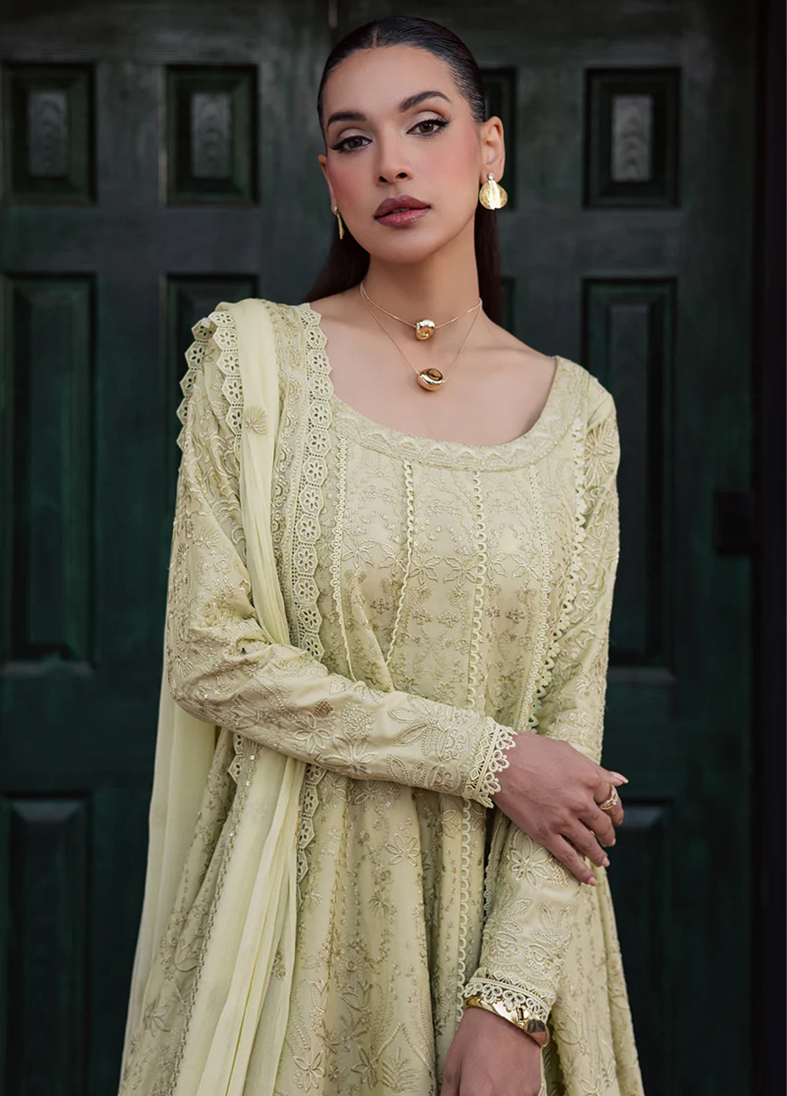 Celia By Zarposh Luxury Embroidered Lawn 3 Piece Unstitched Suit ZP26CLL D-ELVIA Celia By Zarposh Luxury Embroidered Lawn 3 Piece Unstitched Suit ZP26CLL D-ELVIA