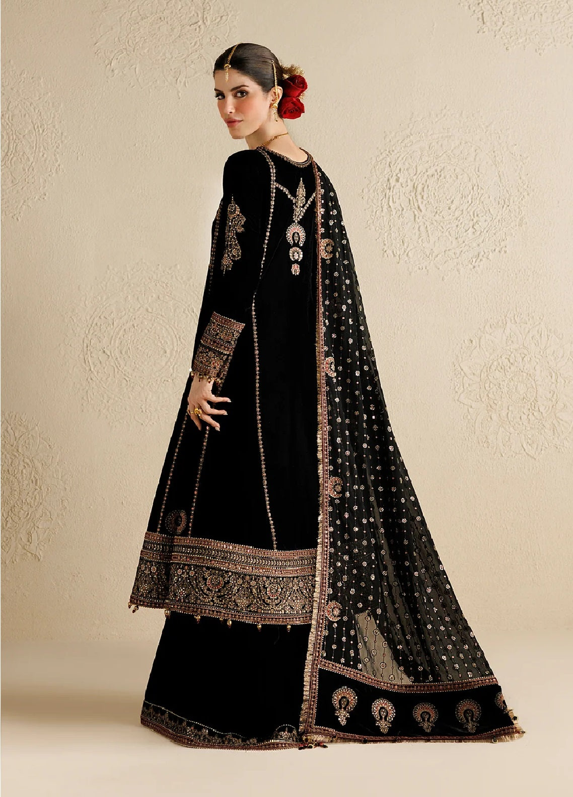 Chandni By Jazmin Luxury Embroidered Velvet 3 Piece Unstitched Suit JZ26CLV D-01 MEHARBANO Chandni By Jazmin Luxury Embroidered Velvet 3 Piece Unstitched Suit JZ26CLV D-01 MEHARBANO