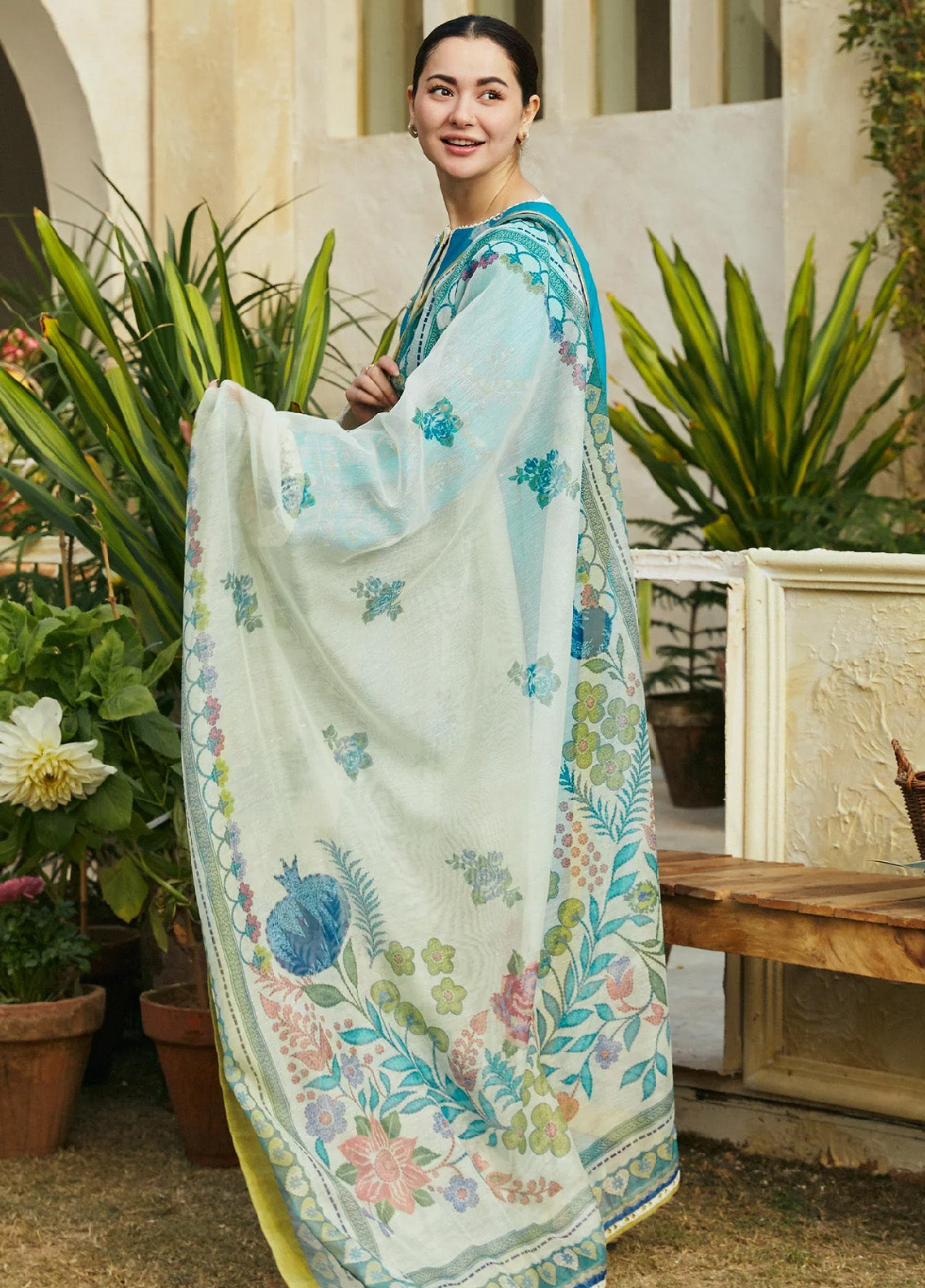 Coco By Zara Shahjahan Embroidered Jacquard Unstitched 3 Piece Suit - ZSJ24CL 8B ZOYA Coco By Zara Shahjahan Embroidered Jacquard Unstitched 3 Piece Suit - ZSJ24CL 8B ZOYA