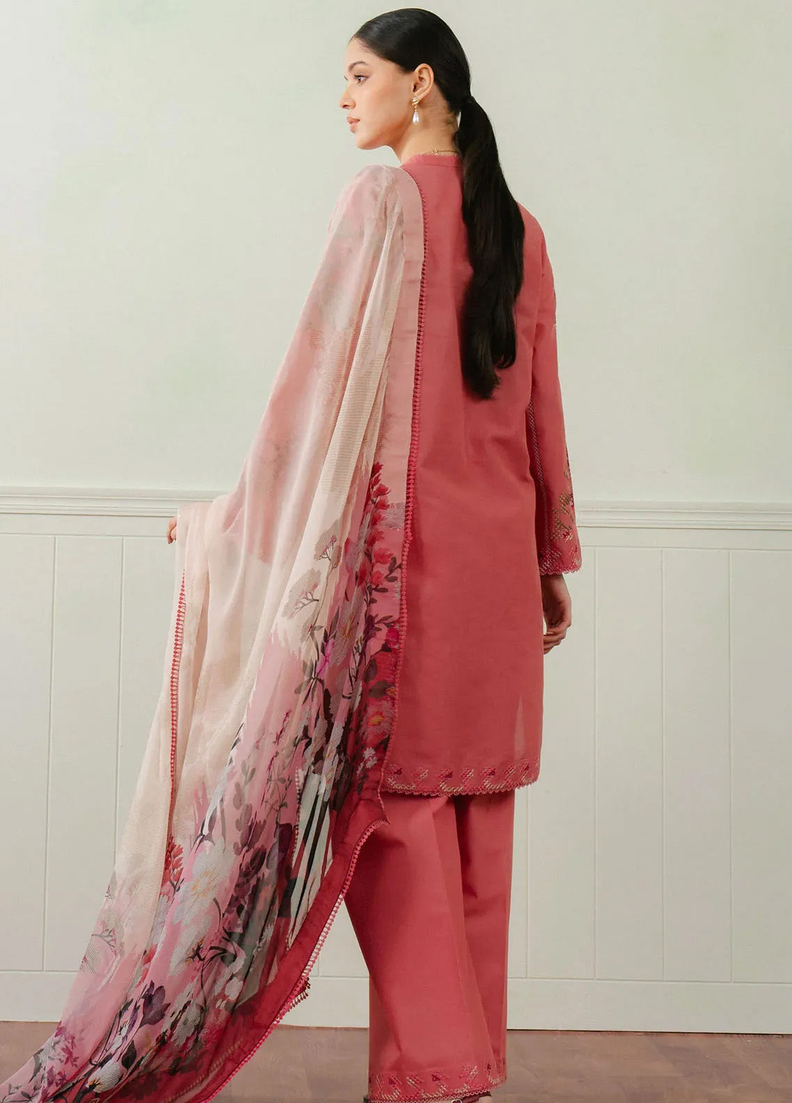 Coco By Zara Shahjahan Embroidered Lawn Suits Unstitched 3 Piece - CZS25L 4A FREYA Coco By Zara Shahjahan Embroidered Lawn Suits Unstitched 3 Piece - CZS25L 4A FREYA