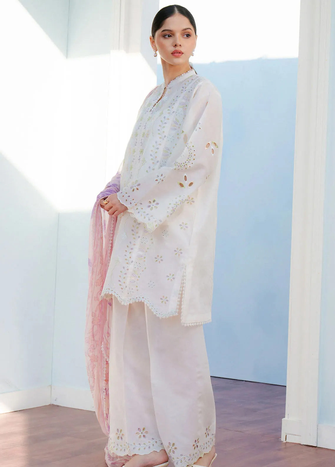 Coco By Zara Shahjahan Embroidered Lawn Suits Unstitched 3 Piece - CZS25L 5B SILAS Coco By Zara Shahjahan Embroidered Lawn Suits Unstitched 3 Piece - CZS25L 5B SILAS