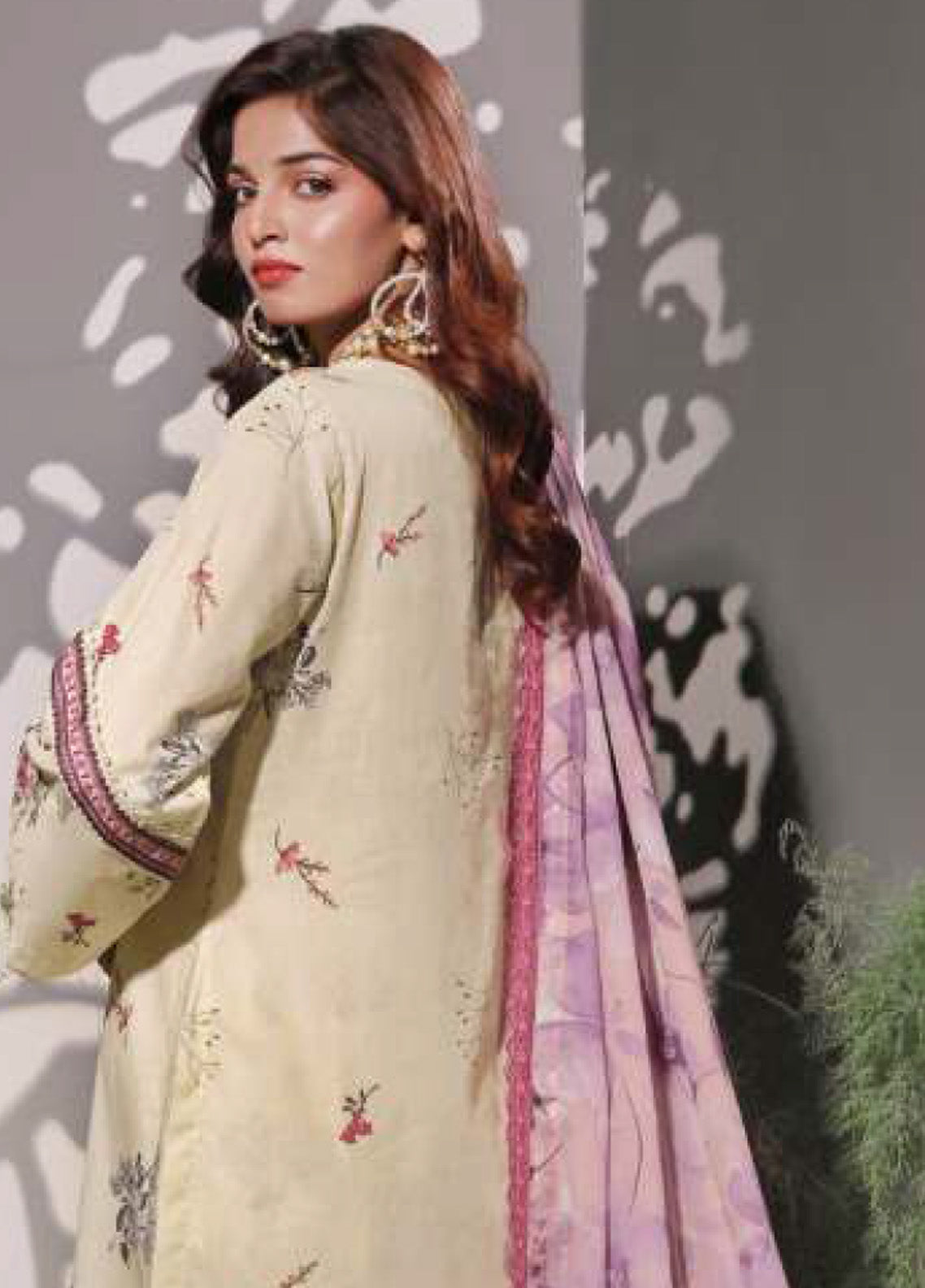 Coco Cords By Al Zohaib Printed Lawn Suits Unstitched 3 Piece - AZ25CCL 09 Coco Cords By Al Zohaib Printed Lawn Suits Unstitched 3 Piece - AZ25CCL 09