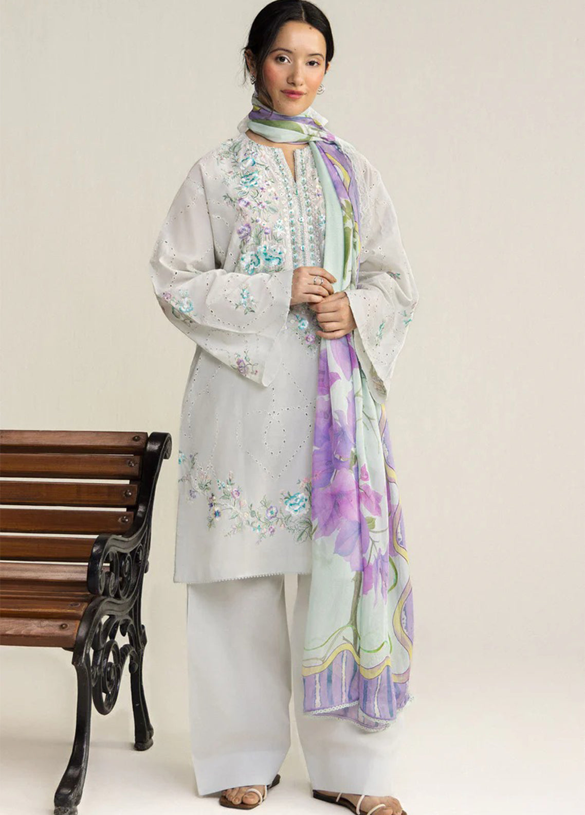 Coco By Zara Shahjahan Embrodiered Lawn 3 Piece Unstitched Suit CZS26LE2 D-2A LUNE Coco By Zara Shahjahan Embrodiered Lawn 3 Piece Unstitched Suit CZS26LE2 D-2A LUNE