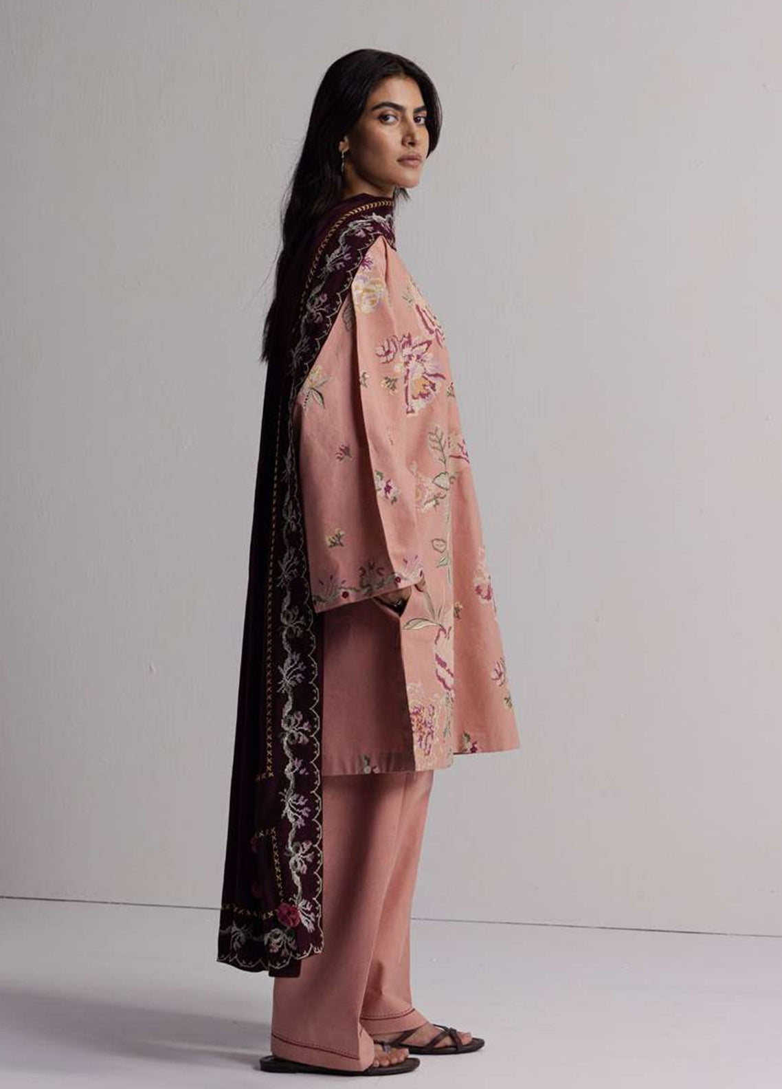 Coco By Zara Shahjahan Embroidered Karandi 3 Piece Unstitched Suit ZS26CW D-03A RAKHSH Coco By Zara Shahjahan Embroidered Karandi 3 Piece Unstitched Suit ZS26CW D-03A RAKHSH