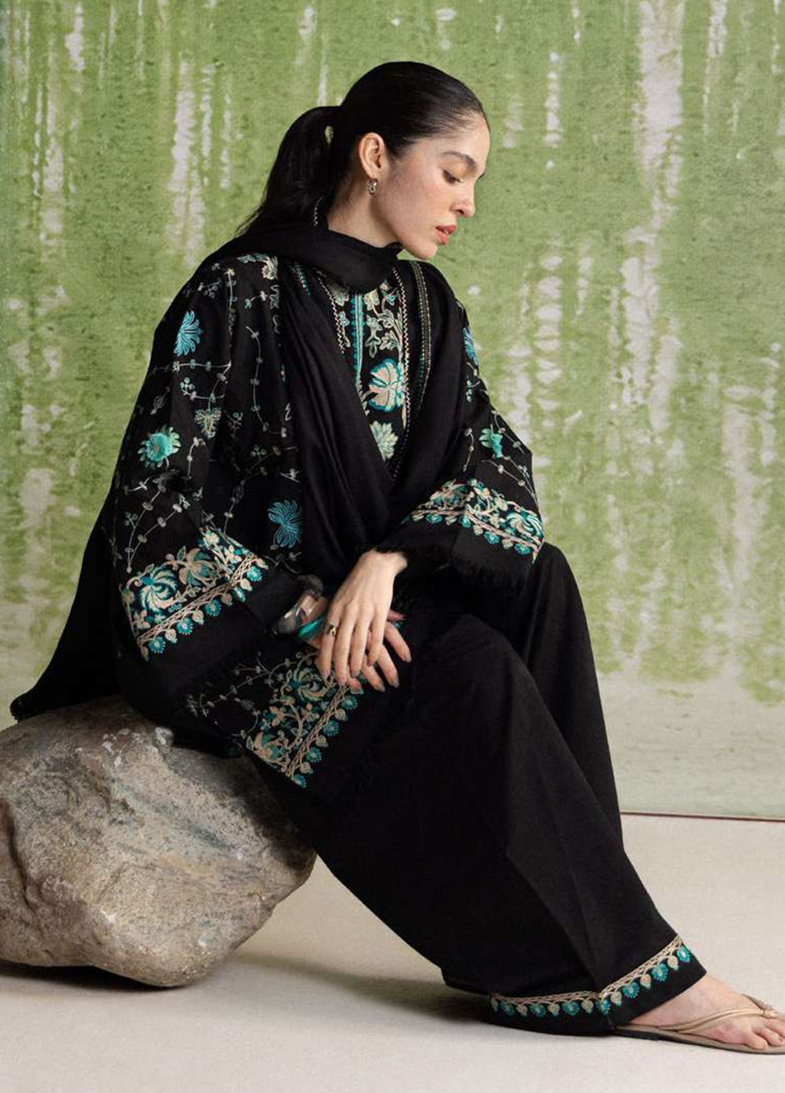 Coco By Zara Shahjahan Embroidered Karandi 3 Piece Unstitched Suit ZS26CW D-07B TABASSUM Coco By Zara Shahjahan Embroidered Karandi 3 Piece Unstitched Suit ZS26CW D-07B TABASSUM