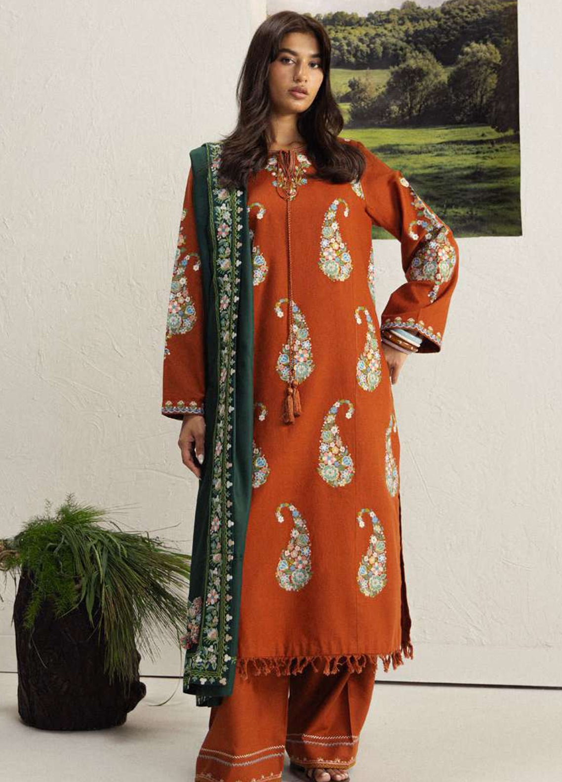 Coco By Zara Shahjahan Embroidered Khaddar 3 Piece Unstitched Suit ZS26CW D-06B SHIREEN Coco By Zara Shahjahan Embroidered Khaddar 3 Piece Unstitched Suit ZS26CW D-06B SHIREEN