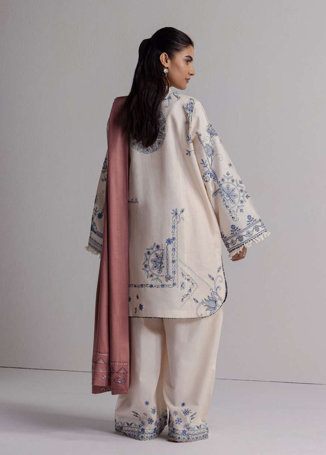 Coco By Zara Shahjahan Embroidered Khaddar 3 Piece Unstitched Suit ZS26CW D-10B DIBA Coco By Zara Shahjahan Embroidered Khaddar 3 Piece Unstitched Suit ZS26CW D-10B DIBA