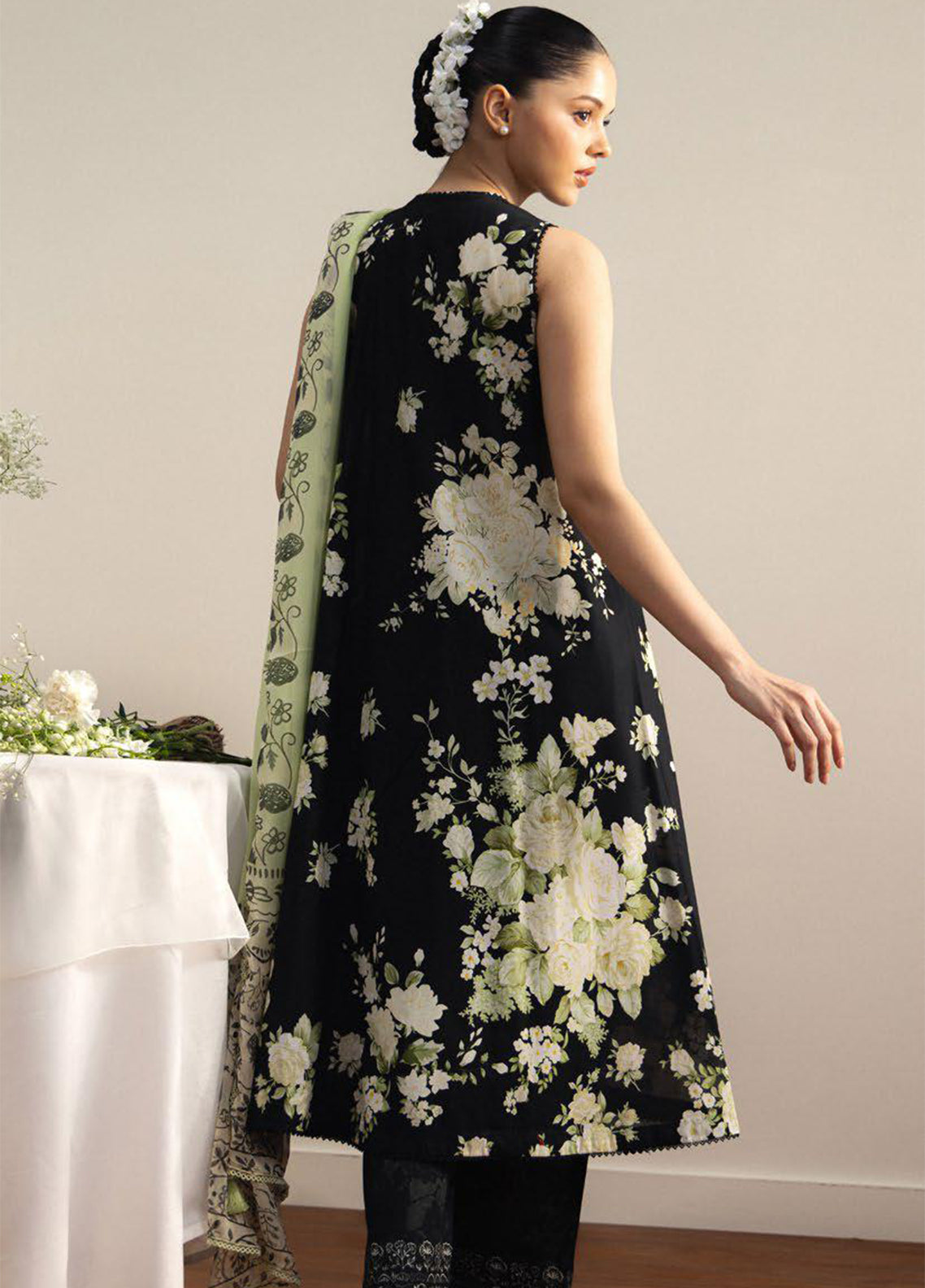 Coco By Zara Shahjahan Printed Lawn 3 Piece Unstitched Suit CZS26CPD2 D-HARU 1B Coco By Zara Shahjahan Printed Lawn 3 Piece Unstitched Suit CZS26CPD2 D-HARU 1B