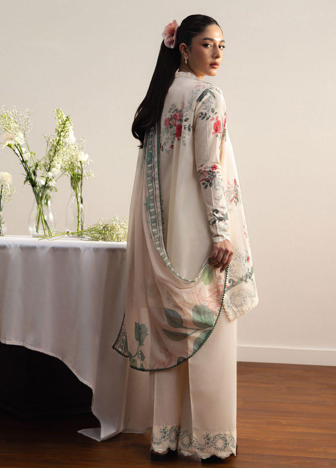 Coco By Zara Shahjahan Printed Lawn 3 Piece Unstitched Suit CZS26CPD2 D-REI 9B Coco By Zara Shahjahan Printed Lawn 3 Piece Unstitched Suit CZS26CPD2 D-REI 9B