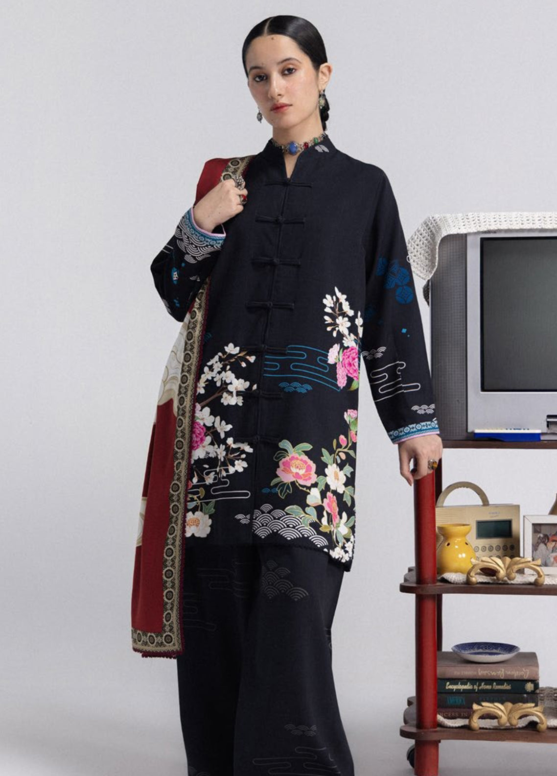 Coco By Zara Shahjahan Printed Linen 3 Piece Unstitched Suit ZS26CPV4 D-2A HANA Coco By Zara Shahjahan Printed Linen 3 Piece Unstitched Suit ZS26CPV4 D-2A HANA