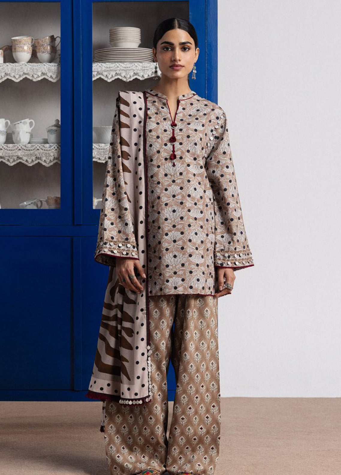 Coco By Zara Shahjahan Printed Linen 3 Piece Unstitched Suit ZS26CPV4 D-7B ELOWEN Coco By Zara Shahjahan Printed Linen 3 Piece Unstitched Suit ZS26CPV4 D-7B ELOWEN