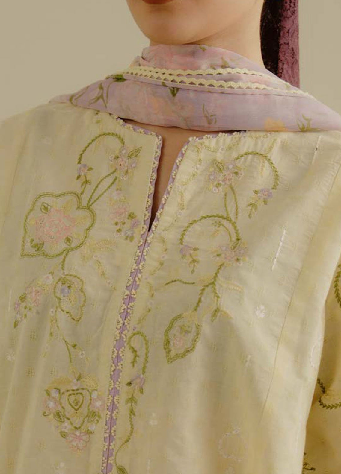 Coco by Zara Shahjahan Embroidered Jacquard Suits Unstitched 3 Piece - CZS25L2 1A ELVA Coco by Zara Shahjahan Embroidered Jacquard Suits Unstitched 3 Piece - CZS25L2 1A ELVA