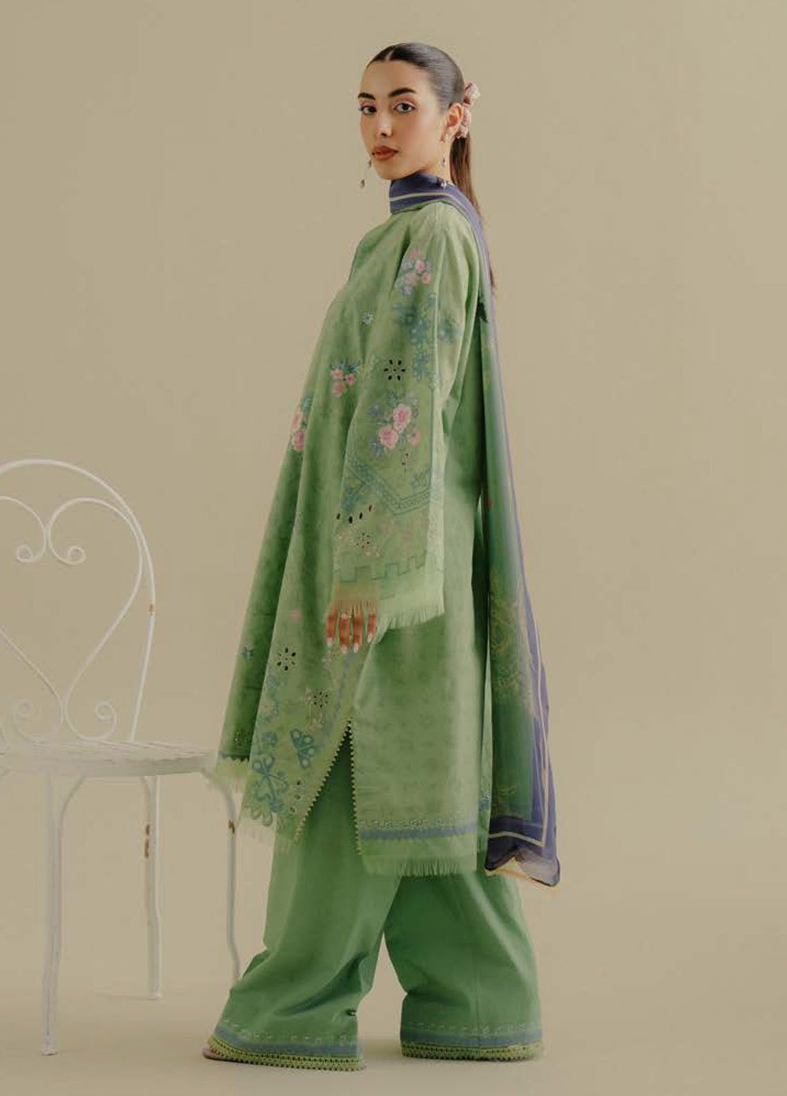 Coco by Zara Shahjahan Embroidered Jacquard Suits Unstitched 3 Piece - CZS25L2 5A SUFA Coco by Zara Shahjahan Embroidered Jacquard Suits Unstitched 3 Piece - CZS25L2 5A SUFA