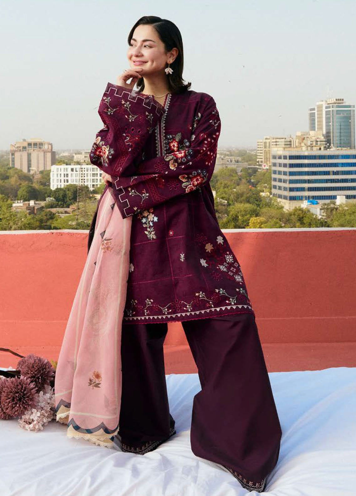 Coco by Zara Shahjahan Embroidered Jacquard Suits Unstitched 3 Piece - CZS25L2 5B SUFA Coco by Zara Shahjahan Embroidered Jacquard Suits Unstitched 3 Piece - CZS25L2 5B SUFA