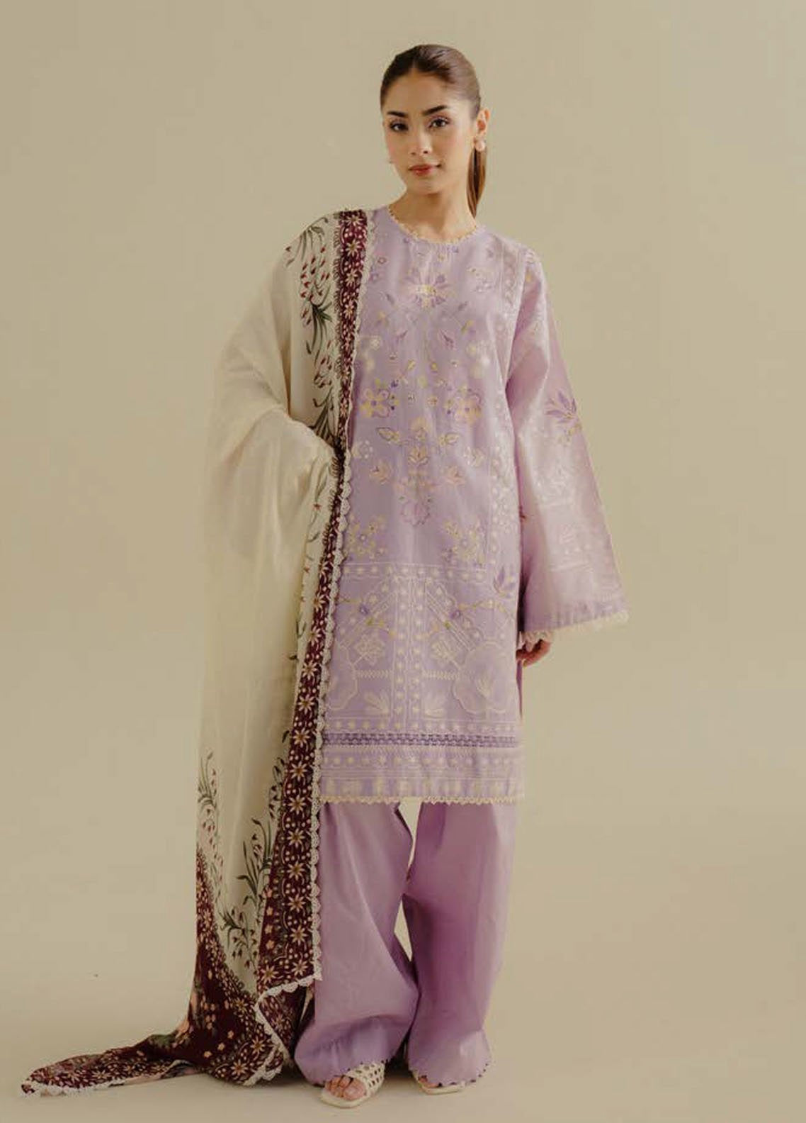 Coco by Zara Shahjahan Embroidered Lawn Suits Unstitched 3 Piece - CZS25L2 10B NYSSA Coco by Zara Shahjahan Embroidered Lawn Suits Unstitched 3 Piece - CZS25L2 10B NYSSA