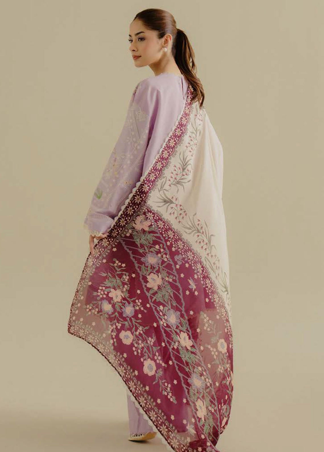 Coco by Zara Shahjahan Embroidered Lawn Suits Unstitched 3 Piece - CZS25L2 10B NYSSA Coco by Zara Shahjahan Embroidered Lawn Suits Unstitched 3 Piece - CZS25L2 10B NYSSA