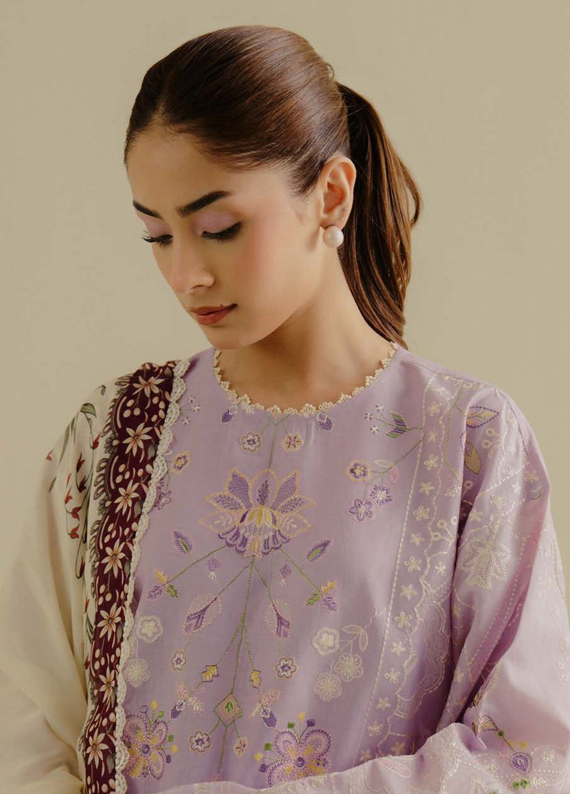 Coco by Zara Shahjahan Embroidered Lawn Suits Unstitched 3 Piece - CZS25L2 10B NYSSA Coco by Zara Shahjahan Embroidered Lawn Suits Unstitched 3 Piece - CZS25L2 10B NYSSA