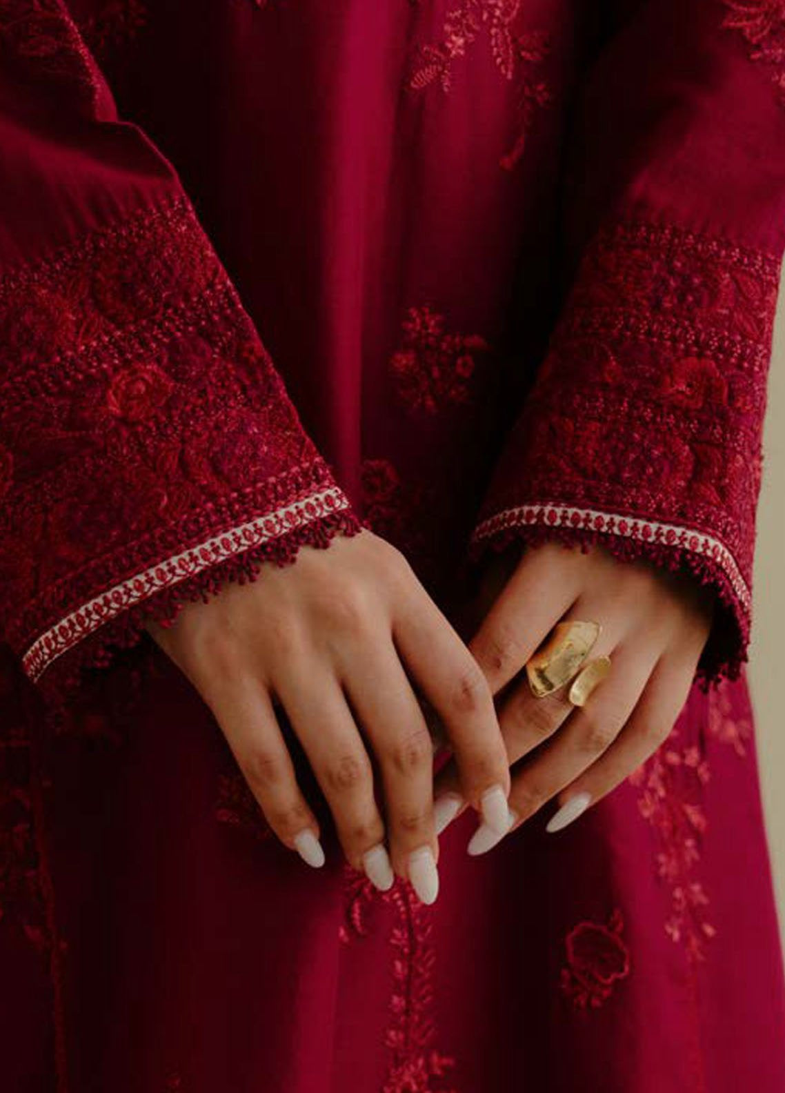 Coco by Zara Shahjahan Embroidered Lawn Suits Unstitched 3 Piece - CZS25L2 3B LULEH Coco by Zara Shahjahan Embroidered Lawn Suits Unstitched 3 Piece - CZS25L2 3B LULEH