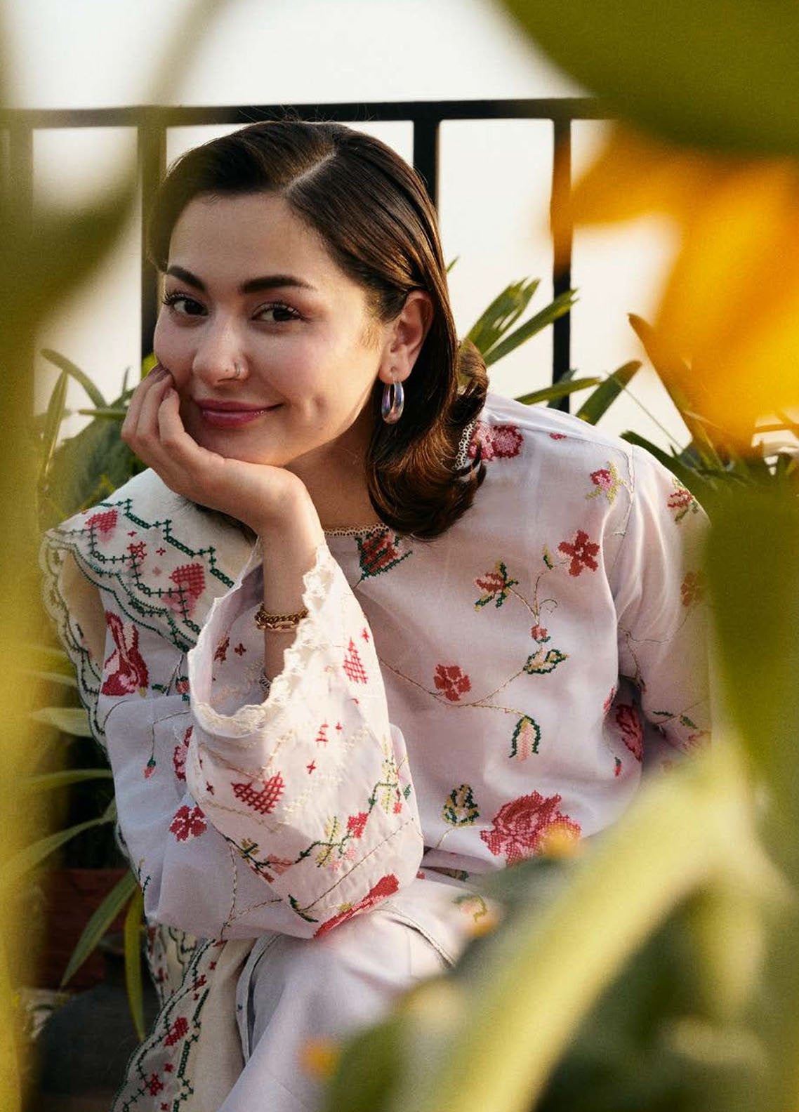 Coco by Zara Shahjahan Embroidered Lawn Suits Unstitched 3 Piece - CZS25L2 6B ZUFRA Coco by Zara Shahjahan Embroidered Lawn Suits Unstitched 3 Piece - CZS25L2 6B ZUFRA