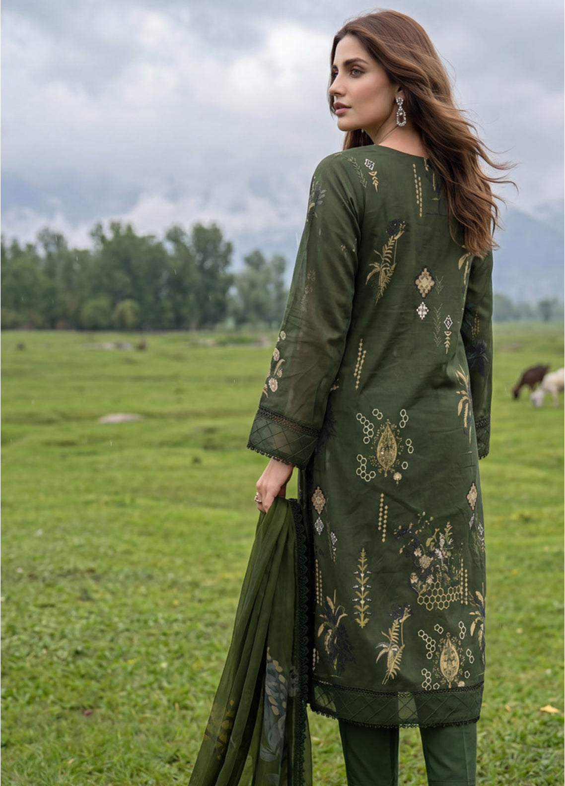 Colors By Alzohaib Digital Printed Lawn 3 Piece Unstitched Suit AZ26CDPL D-08 Colors By Alzohaib Digital Printed Lawn 3 Piece Unstitched Suit AZ26CDPL D-08
