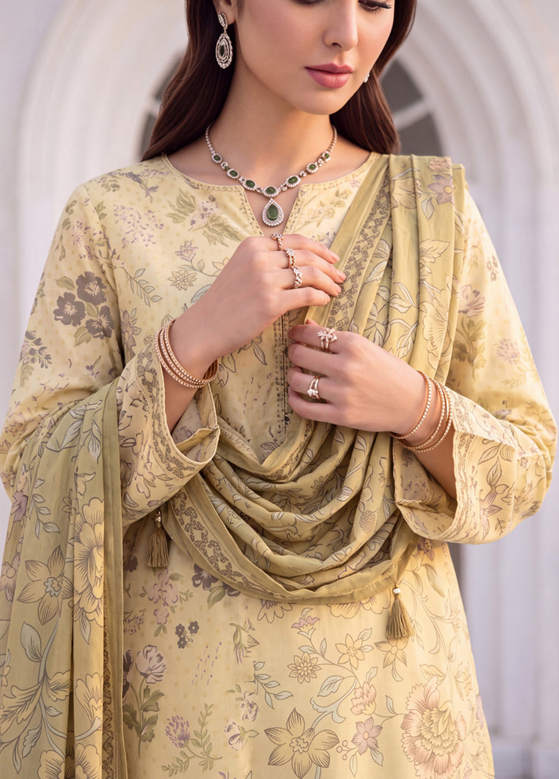 Colors By Alzohaib Digital Printed Lawn 3 Piece Unstitched Suit AZ26CDPV4 D-CDP-02 Colors By Alzohaib Digital Printed Lawn 3 Piece Unstitched Suit AZ26CDPV4 D-CDP-02