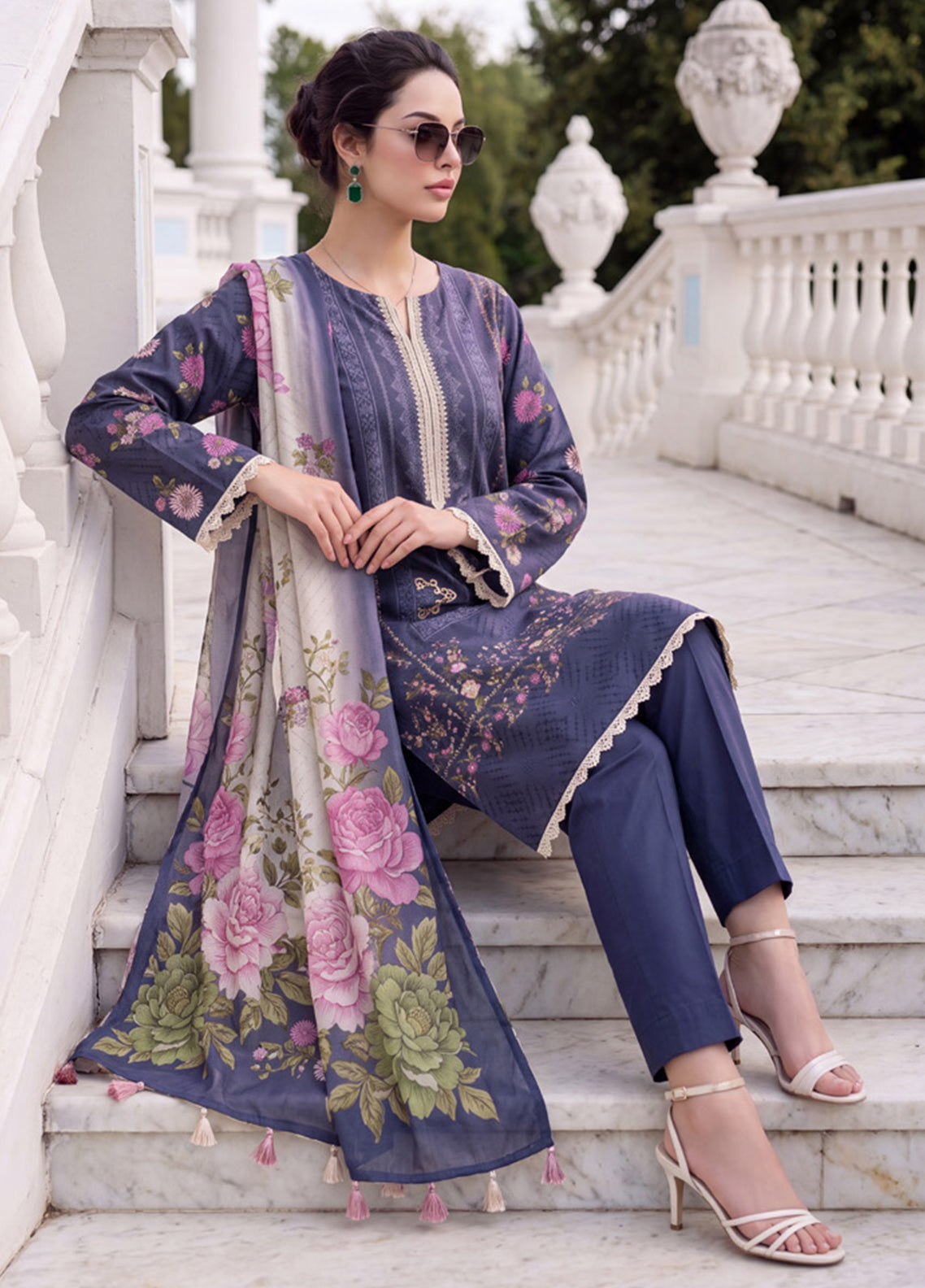 Colors By Alzohaib Digital Printed Lawn 3 Piece Unstitched Suit AZ26CDPV4 D-CDP-06 Colors By Alzohaib Digital Printed Lawn 3 Piece Unstitched Suit AZ26CDPV4 D-CDP-06