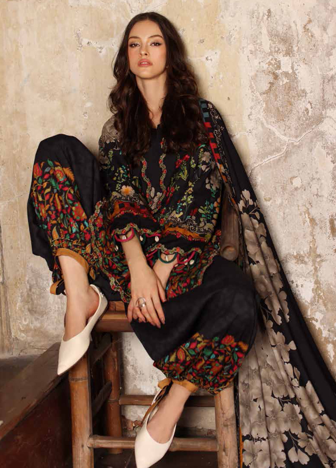 Combination By Charizma Embroidered Linen 3 Piece Unstitched Suit CH26CLV1 D-CCW7-02 Combination By Charizma Embroidered Linen 3 Piece Unstitched Suit CH26CLV1 D-CCW7-02