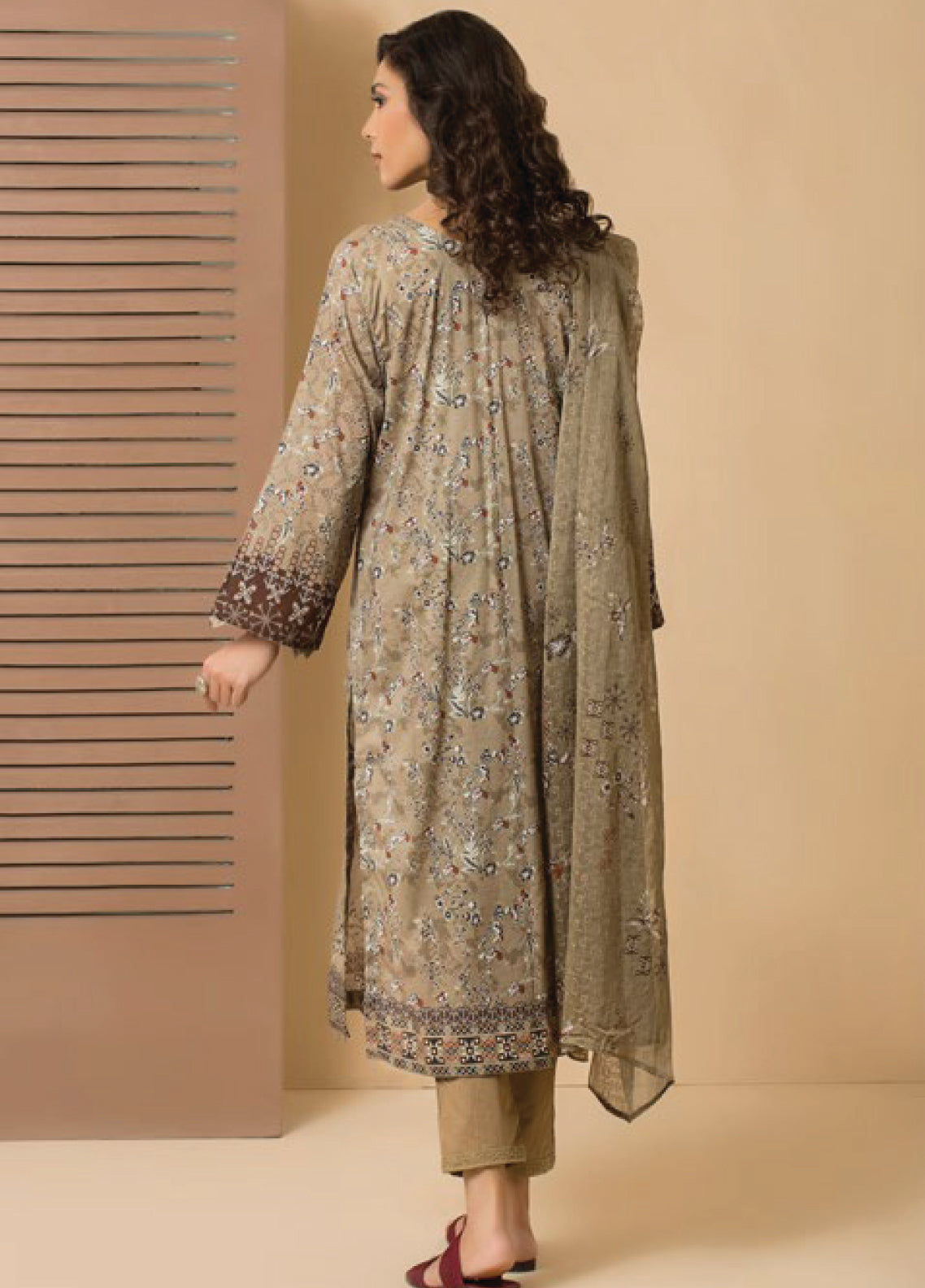 D#7745 Rashid Sevda Emb Lawn Collection 623 D#7745 Rashid Sevda Emb Lawn Collection 623