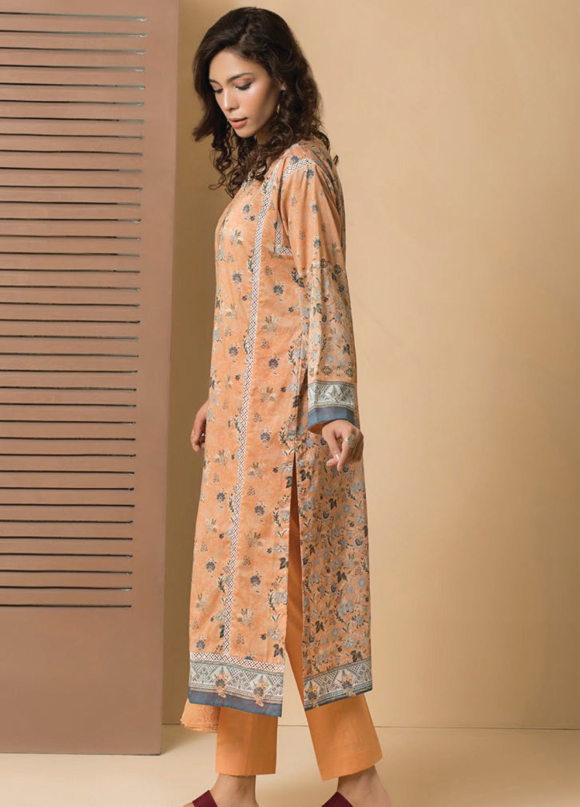 D#7746 Rashid Sevda Emb Lawn Collection 623 D#7746 Rashid Sevda Emb Lawn Collection 623