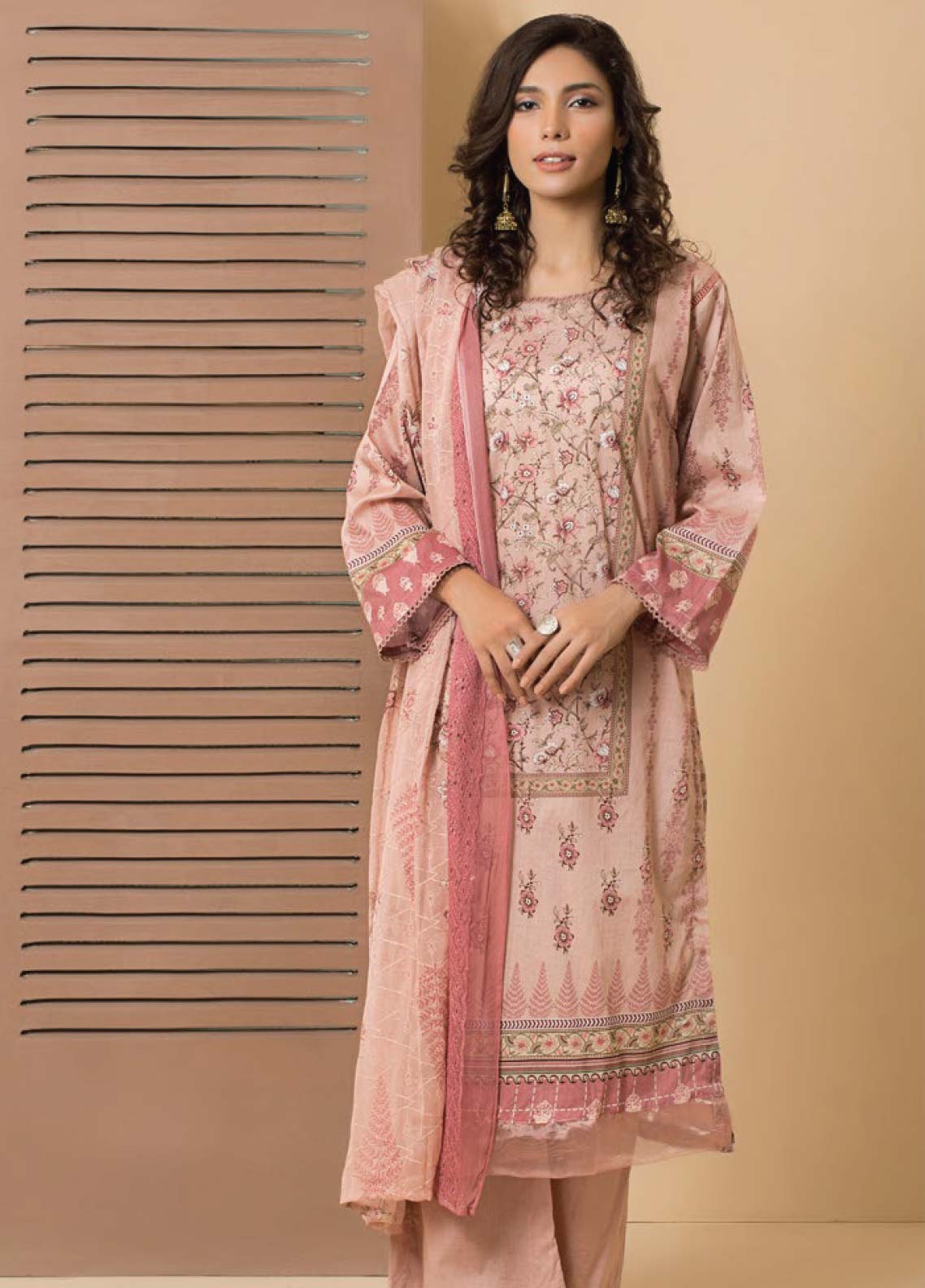 D#7749 Rashid Sevda Emb Lawn Collection 623 D#7749 Rashid Sevda Emb Lawn Collection 623