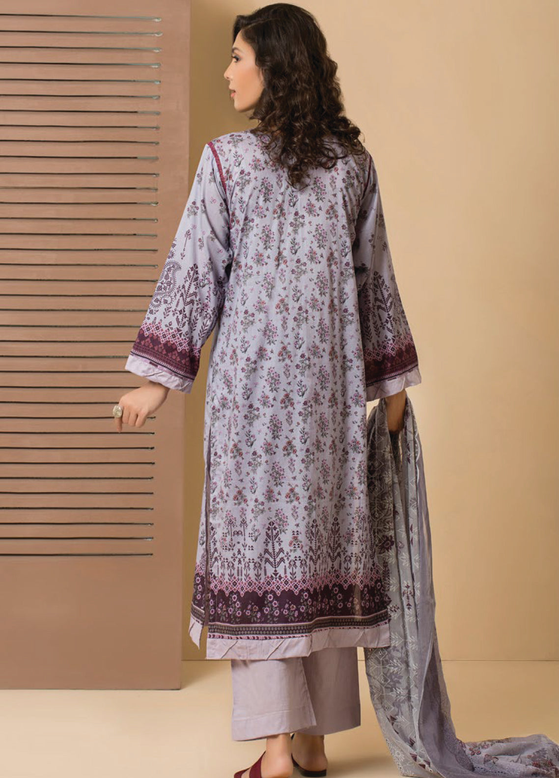 D#7742 Rashid Sevda Emb Lawn Collection 623 D#7742 Rashid Sevda Emb Lawn Collection 623