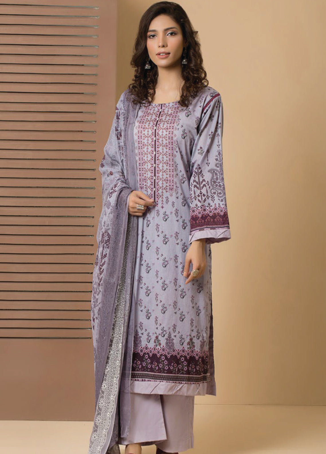 D#7742 Rashid Sevda Emb Lawn Collection 623 D#7742 Rashid Sevda Emb Lawn Collection 623