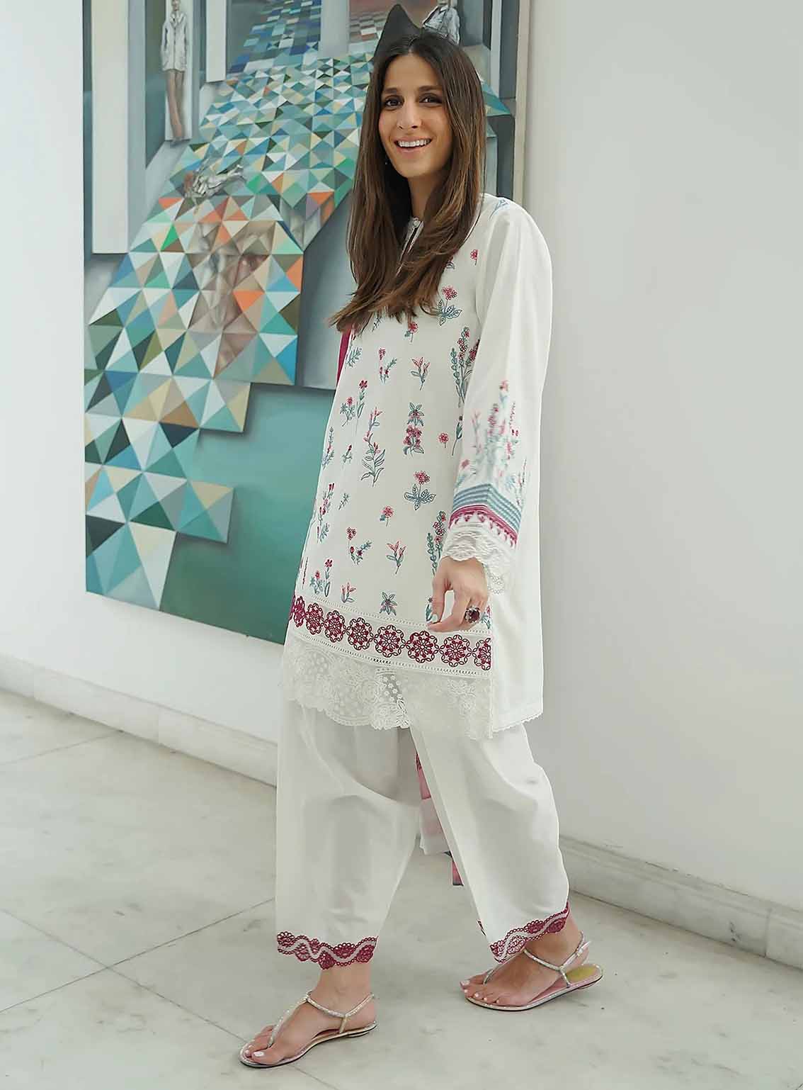 Sahar Embroidered Lawn 3 Piece Unstitched Suit S25FEV2 D-05 DREAM PLUM Sahar Embroidered Lawn 3 Piece Unstitched Suit S25FEV2 D-05 DREAM PLUM