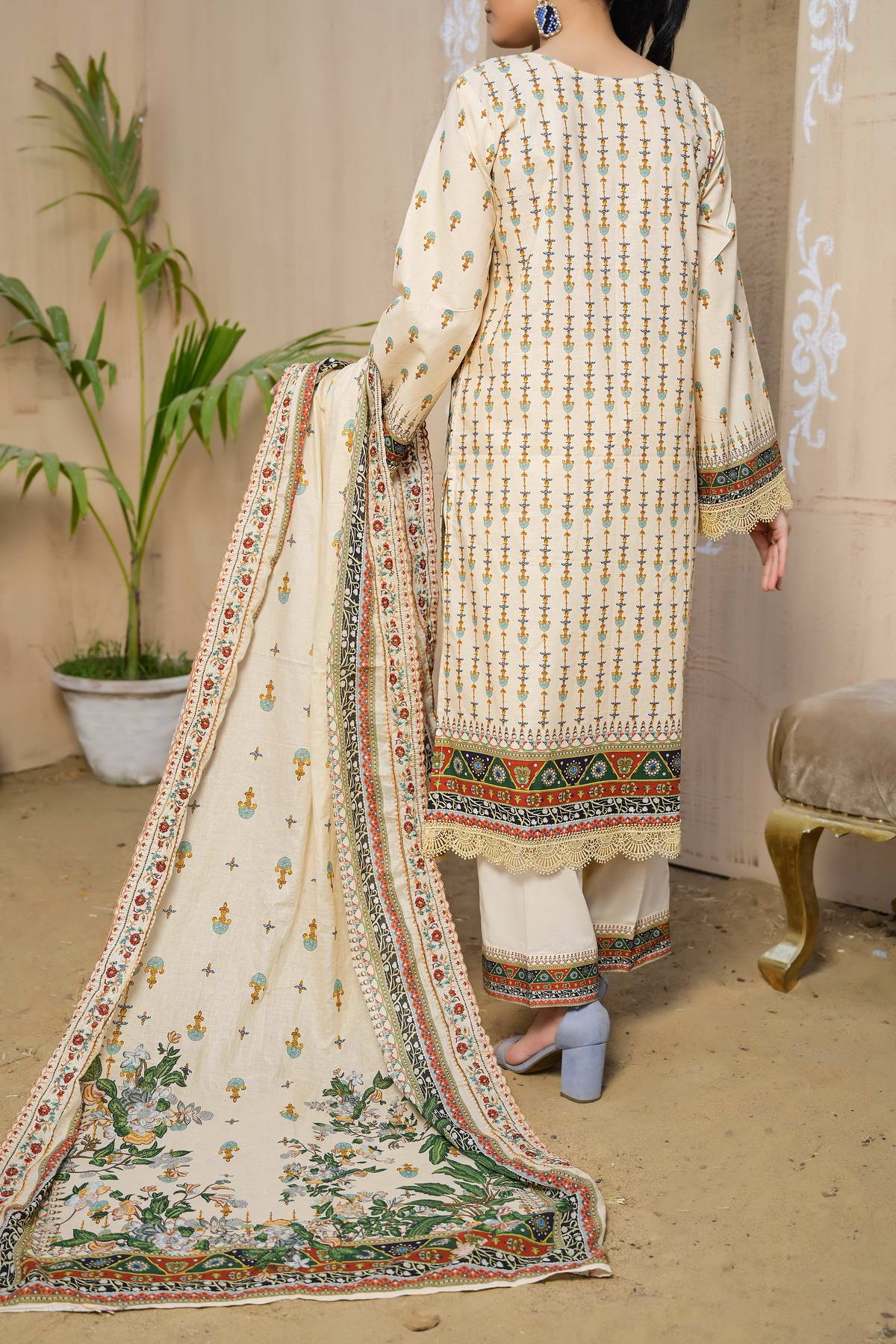 Misri By VS Textile Embroidered Lawn Unstitched 3 Piece Suit - 203 Misri By VS Textile Embroidered Lawn Unstitched 3 Piece Suit - 203