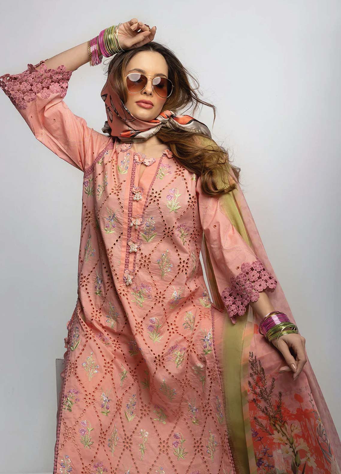 D#10B Sobia Nazir Vital Emb Lawn Collection 623 V-2 D#10B Sobia Nazir Vital Emb Lawn Collection 623 V-2
