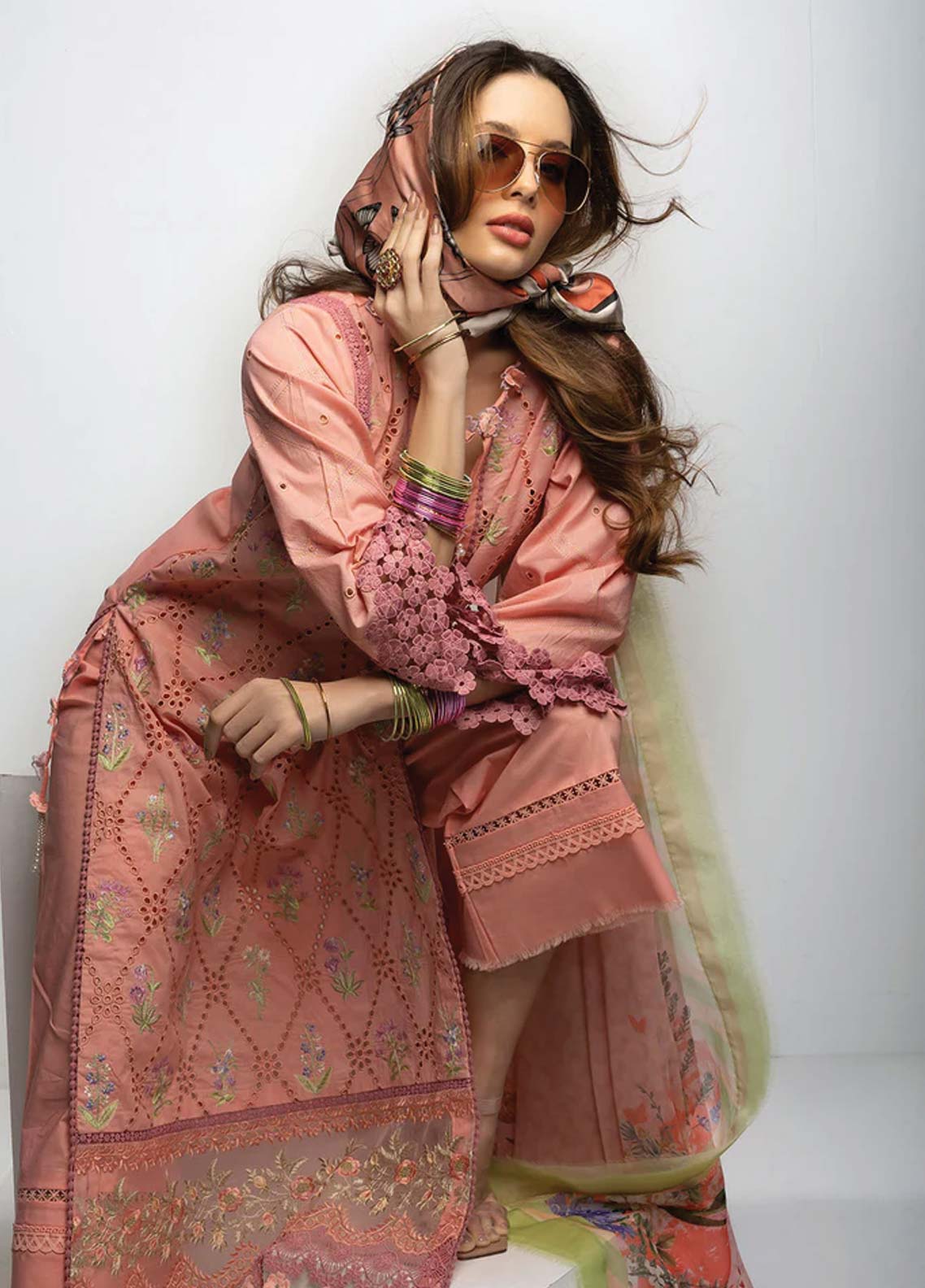 D#10B Sobia Nazir Vital Emb Lawn Collection 623 V-2 D#10B Sobia Nazir Vital Emb Lawn Collection 623 V-2