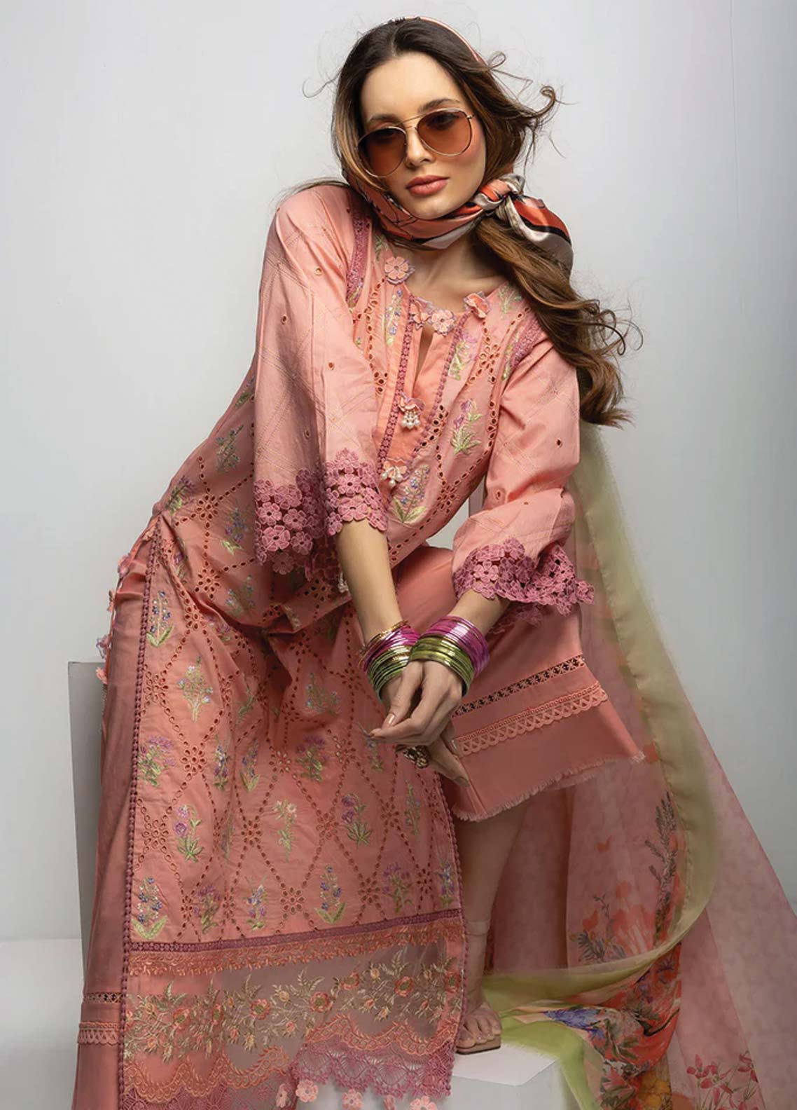 D#10B Sobia Nazir Vital Emb Lawn Collection 623 V-2 D#10B Sobia Nazir Vital Emb Lawn Collection 623 V-2