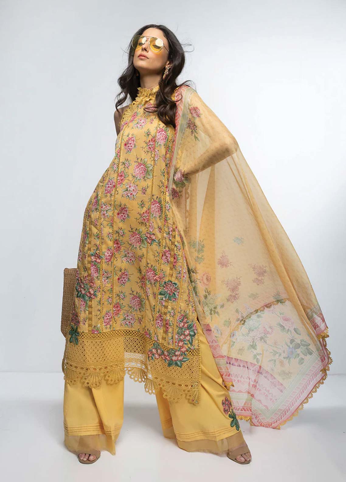 D#1B Sobia Nazir Vital Emb Lawn Collection 623 V-2 D#1B Sobia Nazir Vital Emb Lawn Collection 623 V-2