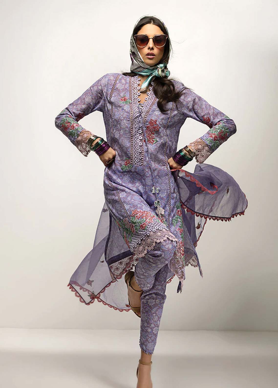 D#2B Sobia Nazir Vital Emb Lawn Collection 623 V-2 D#2B Sobia Nazir Vital Emb Lawn Collection 623 V-2