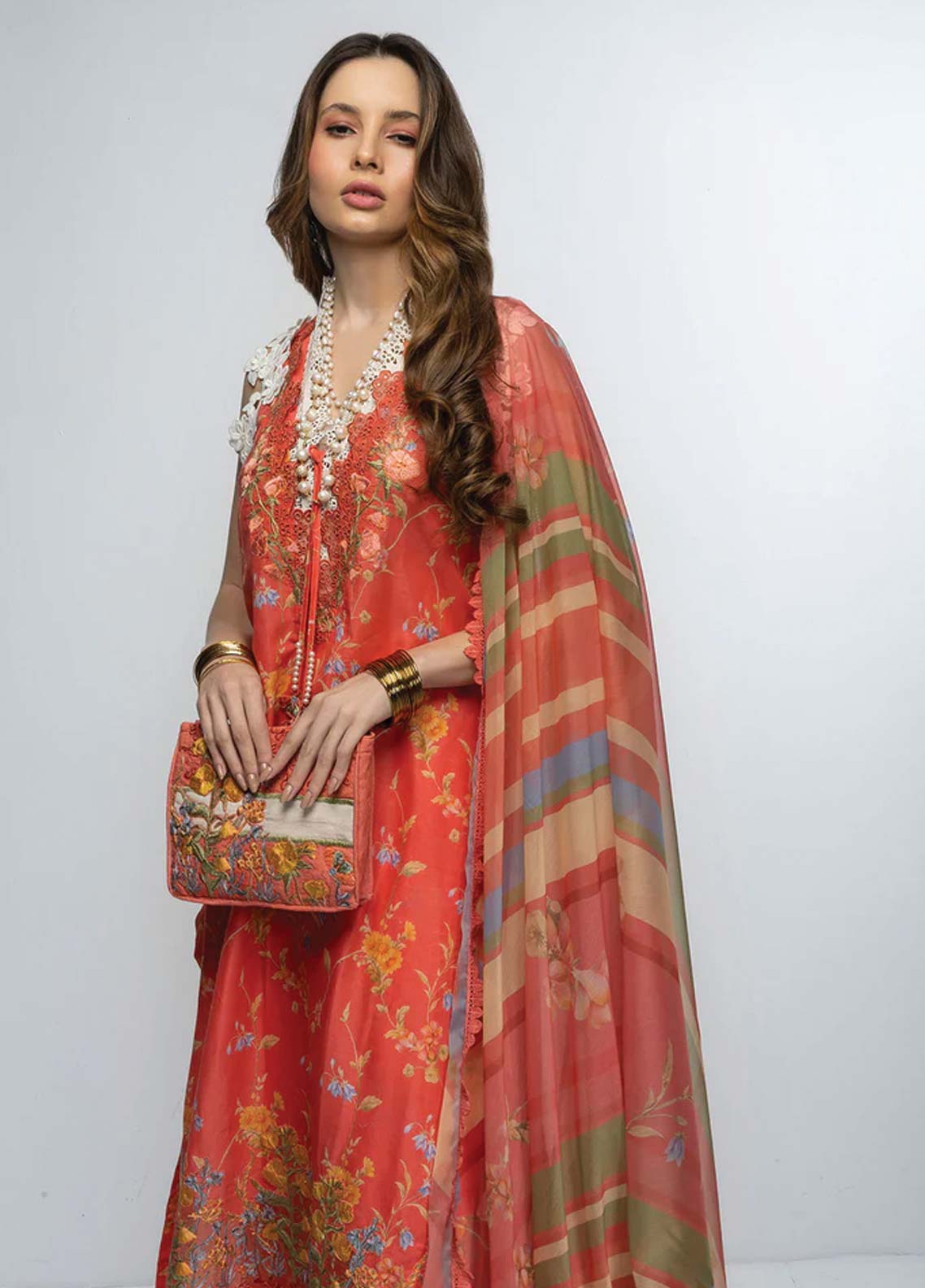D#3A Sobia Nazir Vital Emb Lawn Collection 623 V-2 D#3A Sobia Nazir Vital Emb Lawn Collection 623 V-2