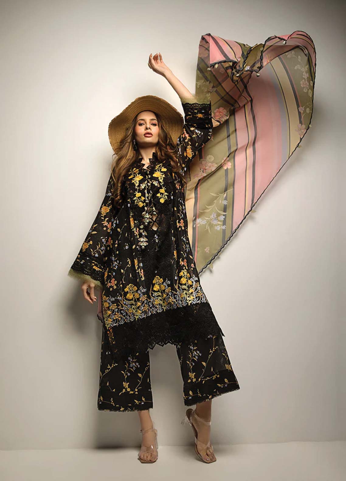 D#3B Sobia Nazir Vital Emb Lawn Collection 623 V-2 D#3B Sobia Nazir Vital Emb Lawn Collection 623 V-2