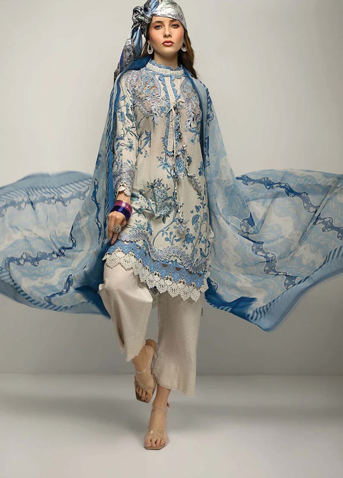 D#5B Sobia Nazir Vital Emb Lawn Collection 623 V-2 D#5B Sobia Nazir Vital Emb Lawn Collection 623 V-2
