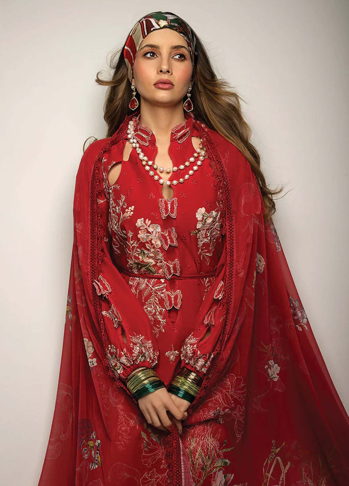 D#7A Sobia Nazir Vital Emb Lawn Collection 623 V-2 D#7A Sobia Nazir Vital Emb Lawn Collection 623 V-2