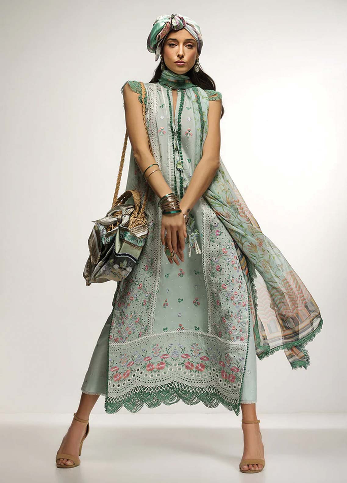 D#9A Sobia Nazir Vital Emb Lawn Collection 623 V-2 D#9A Sobia Nazir Vital Emb Lawn Collection 623 V-2